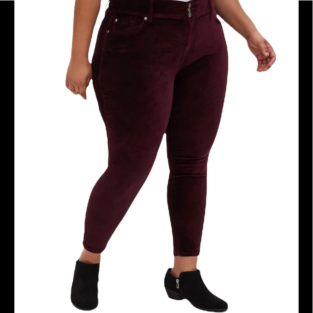 torrid Burgundy/Purple Stretch Velvet Jegging 24